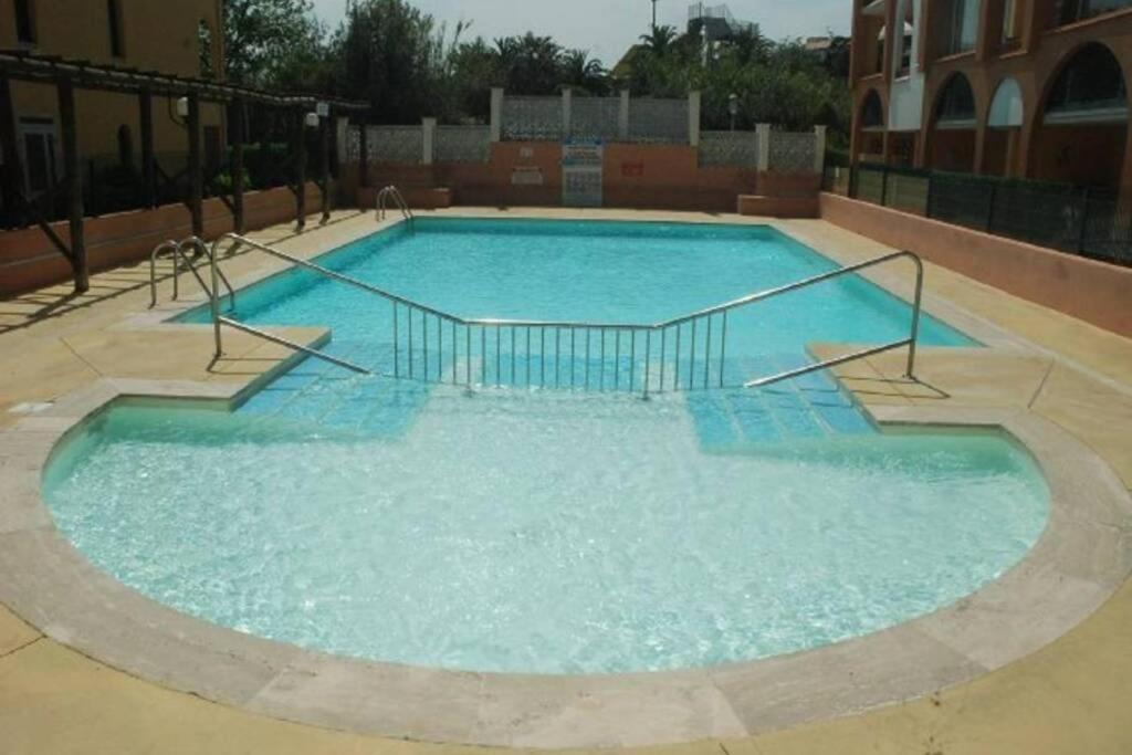 Studio Avec Climatisation Wifi Parking Piscine Agde Dış mekan fotoğraf